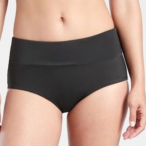 Athleta Malibu swim boy short medium